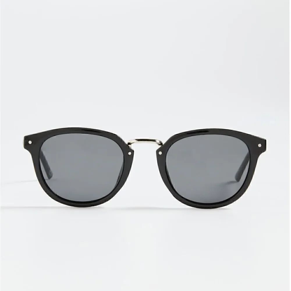 AIRE Hydra Sunglasses & Case
